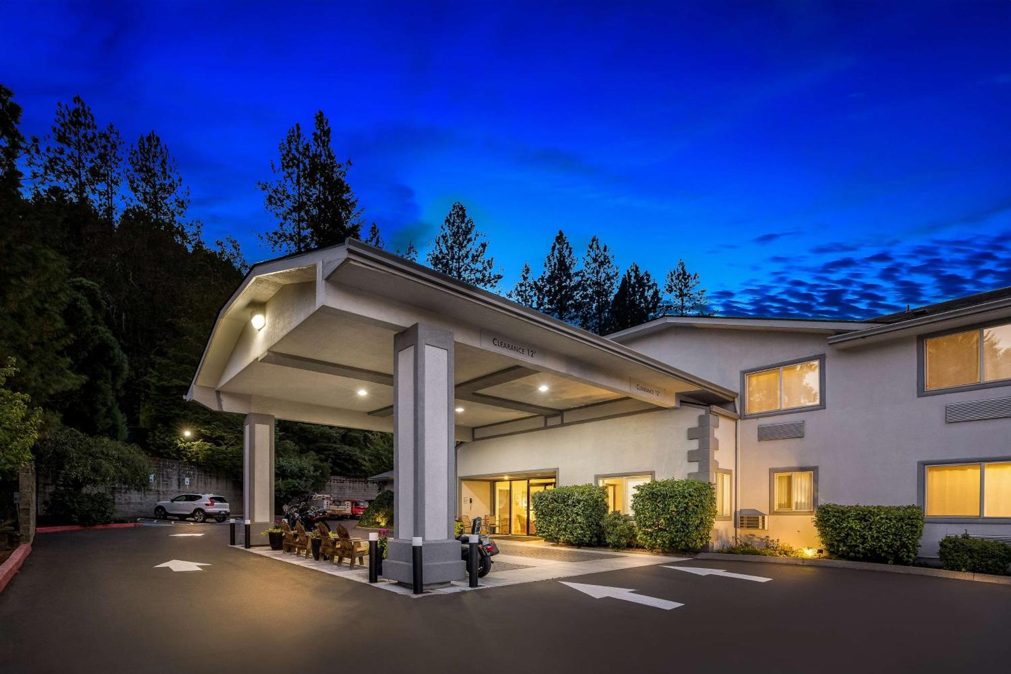Best Western Inn At The Rogue Rogue River Buitenkant foto