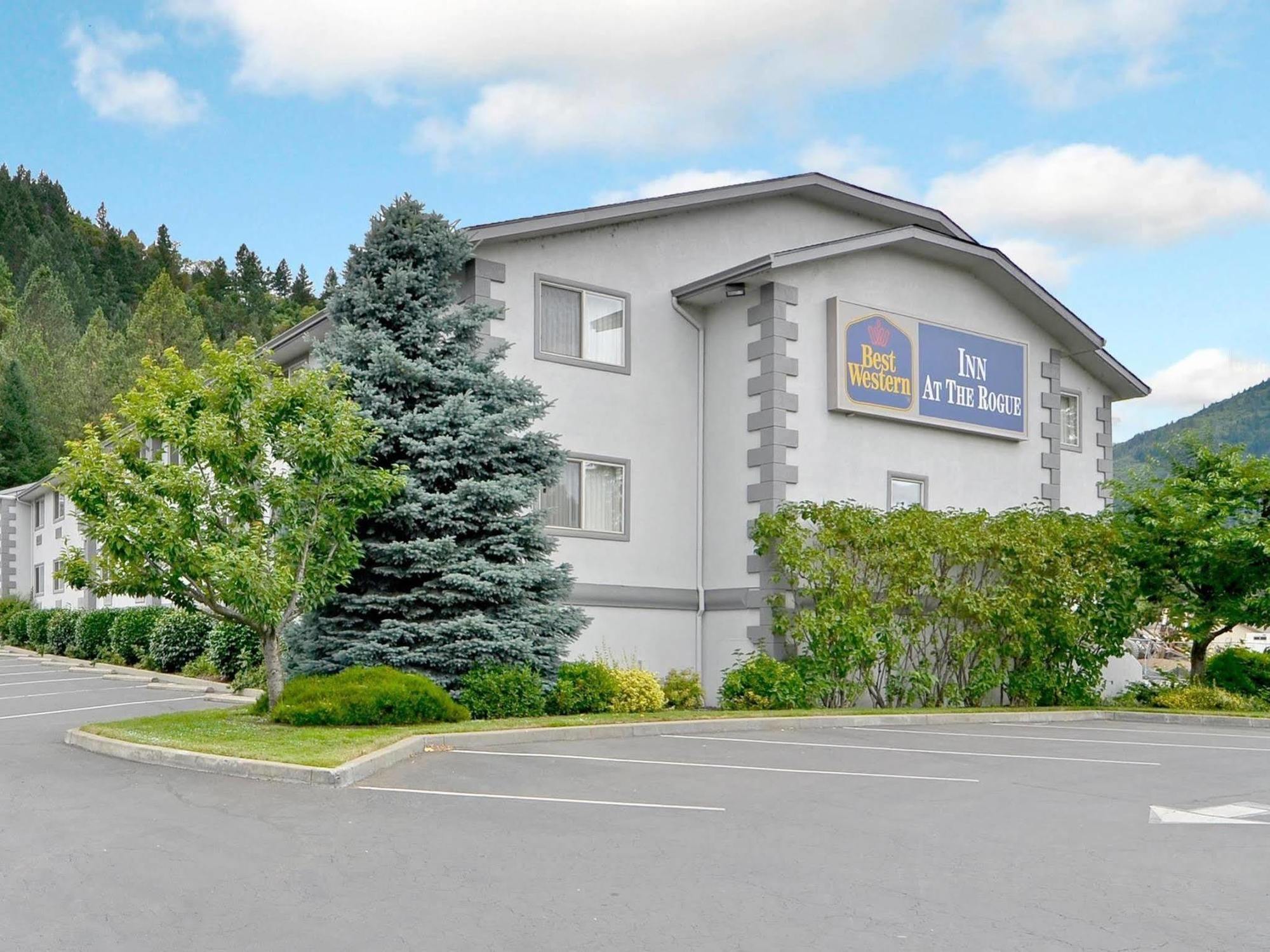 Best Western Inn At The Rogue Rogue River Buitenkant foto
