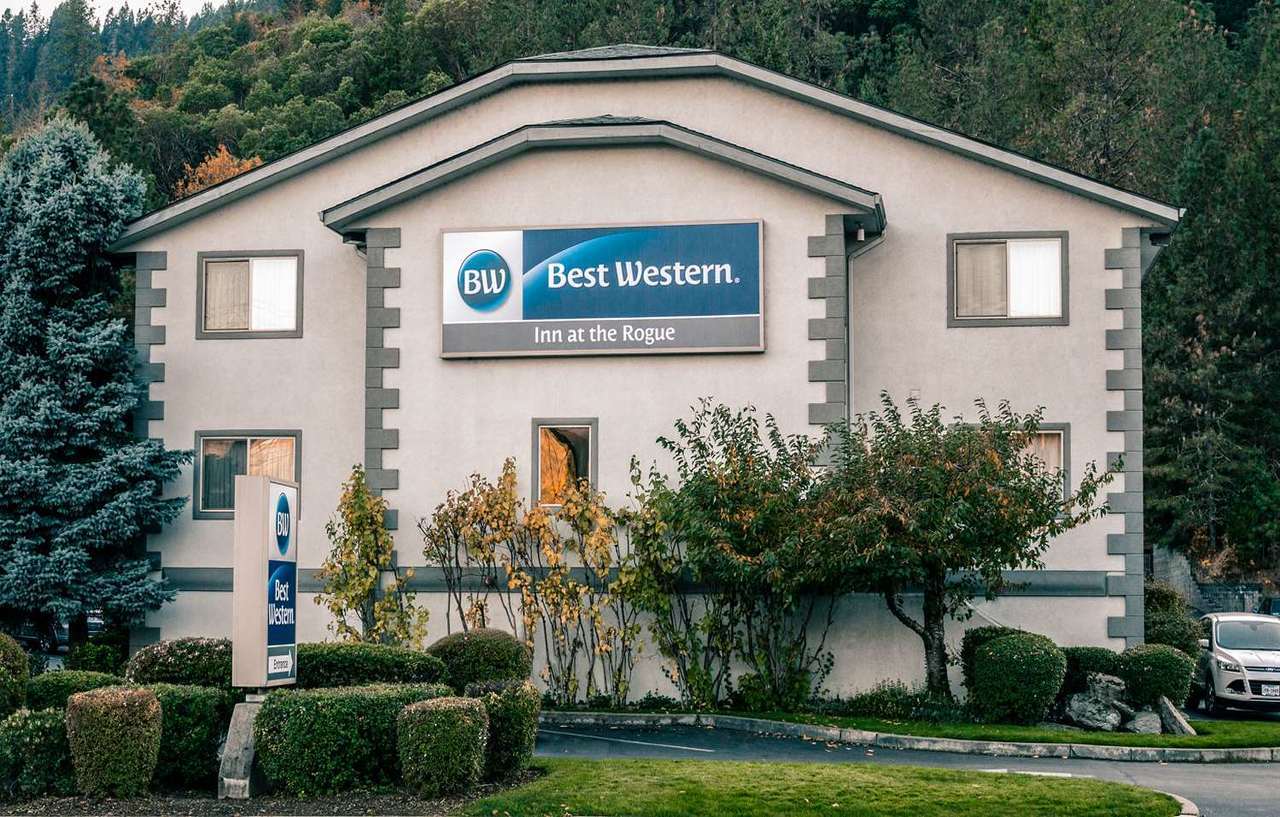 Best Western Inn At The Rogue Rogue River Buitenkant foto